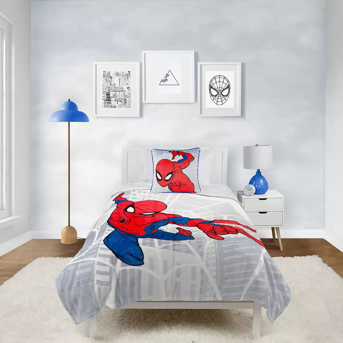 Spider-Man Character Cushion & Throw Set